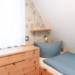 Traumhaus-wustrow *